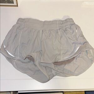 White lululemon shorts